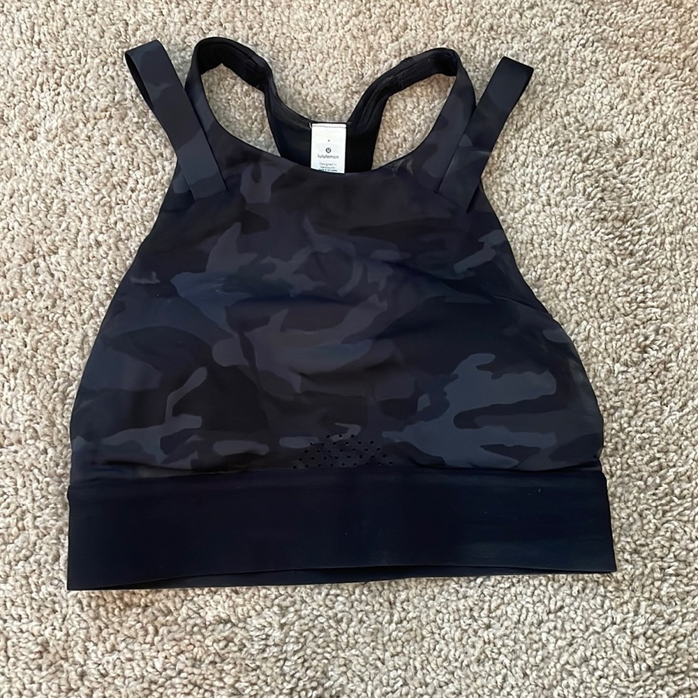 Lululemon sports bra